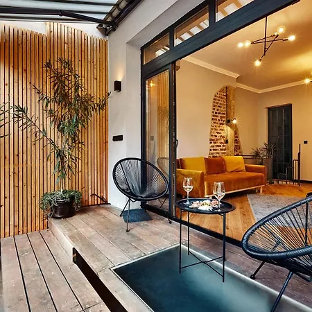 Courthouse #4 Exclusive Center Private Garden *