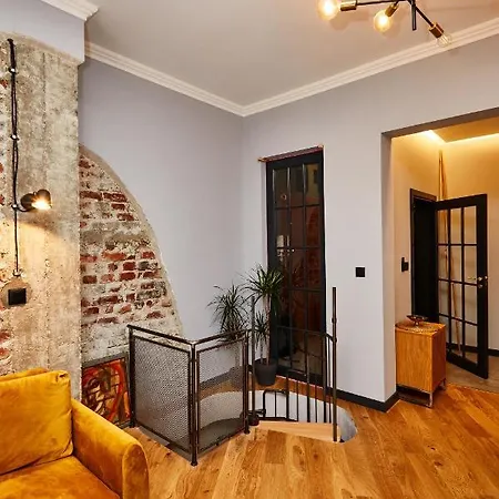 Apartament Courthouse #4 Exclusive Center Private Garden Sofia