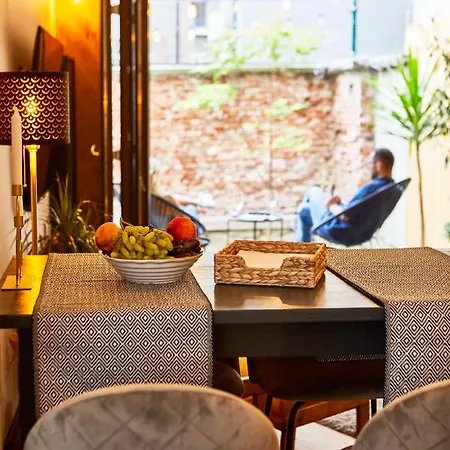 Courthouse #4 Exclusive Center Private Garden Apartamento *