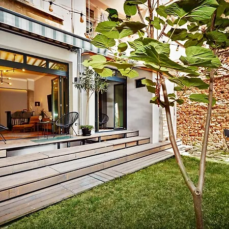 Courthouse #4 Exclusive Center Private Garden Apartmán Sofie