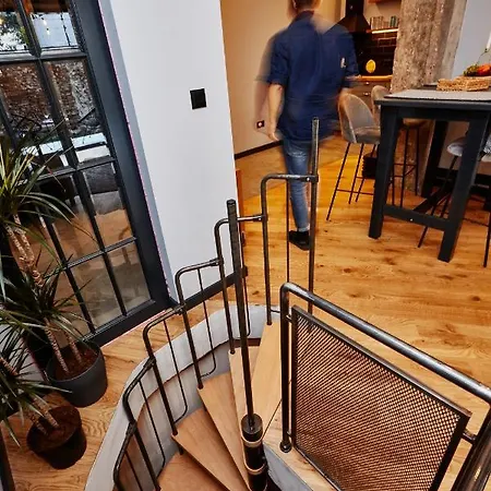 Courthouse #4 Exclusive Center Private Garden Apartament Sofia