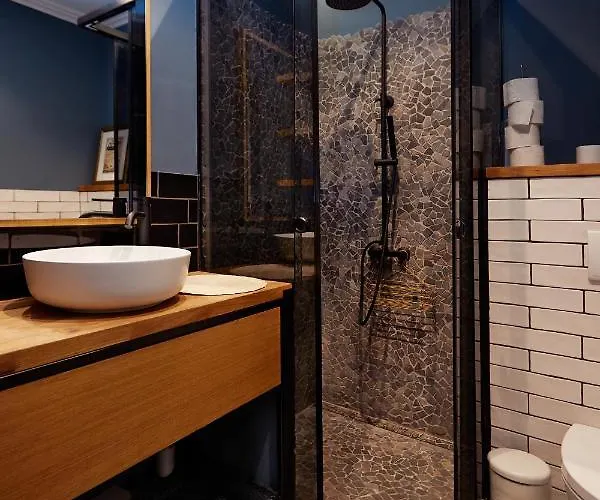 Courthouse #4 Exclusive Center Private Garden Apartment Sofia