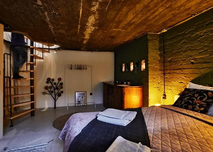 Courthouse #4 Exclusive Center Private Garden דירה